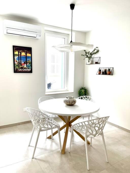 Appartement Moderne + Parking A 50M De La Mer La Ciotat Exterior foto