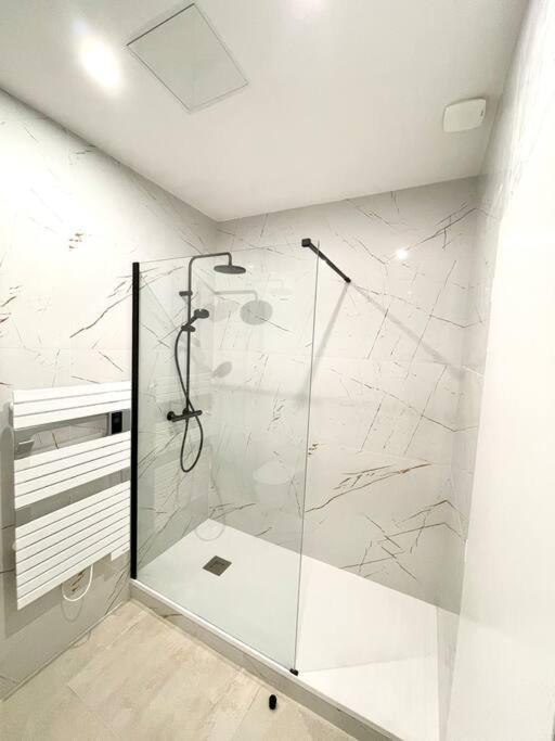 Appartement Moderne + Parking A 50M De La Mer La Ciotat Exterior foto